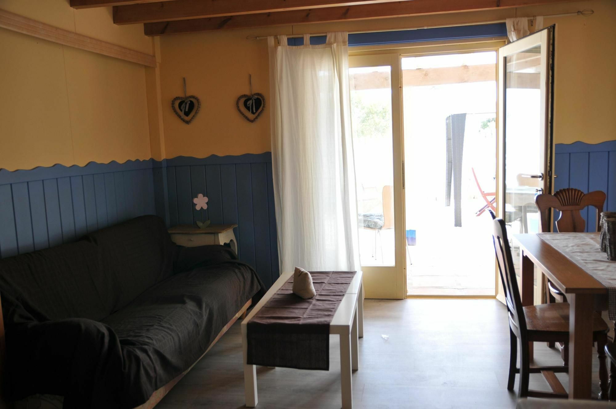 Aparthotel Oliwood Beach Олива Экстерьер фото