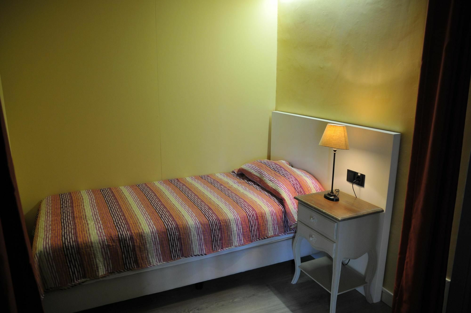 Aparthotel Oliwood Beach Олива Экстерьер фото